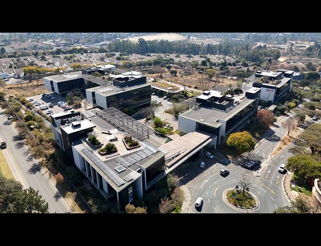 7,000M² OFFICE TO LET IN BRYANSTON